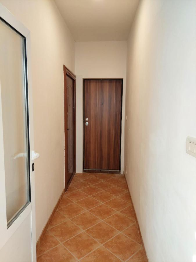 Apartment Eny Baška Voda Eksteriør billede
