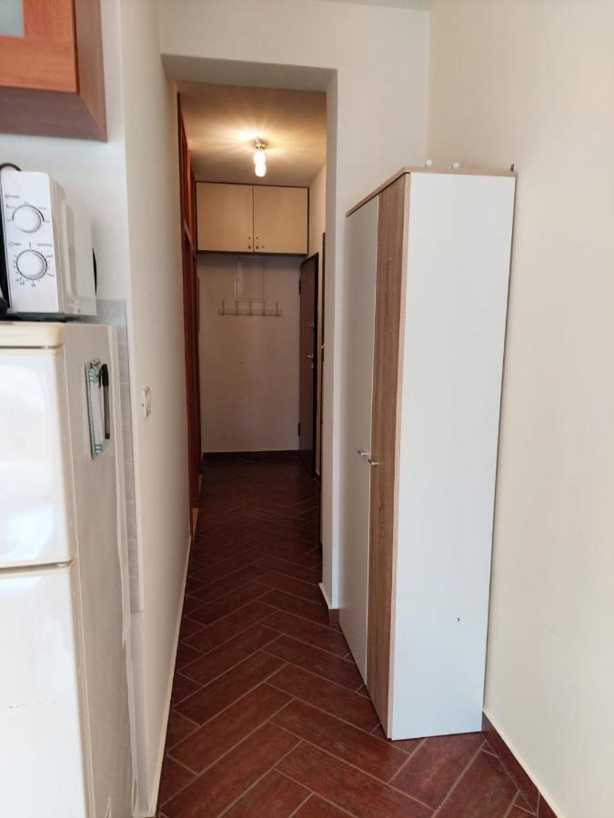 Apartment Eny Baška Voda Eksteriør billede