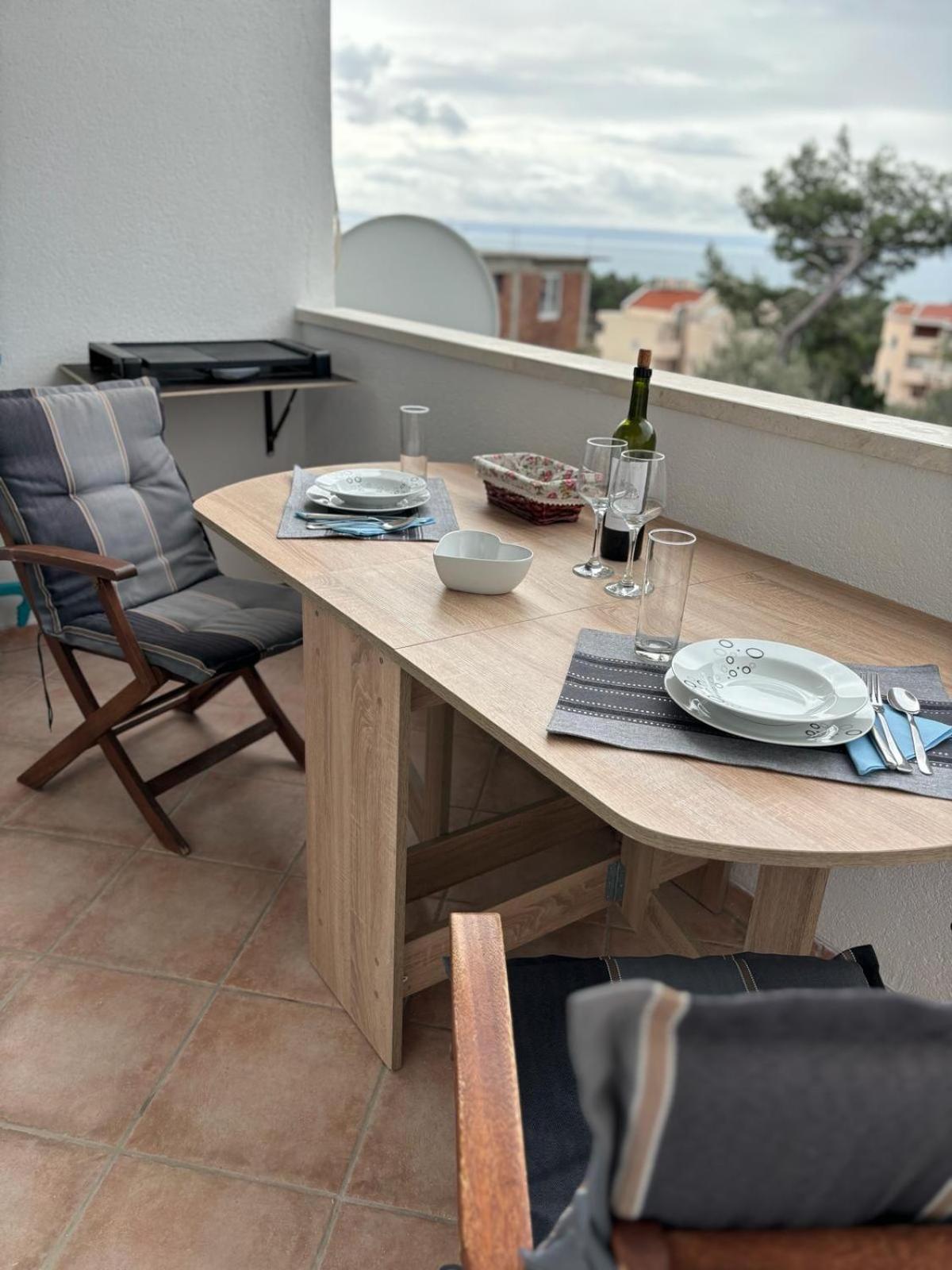 Apartment Eny Baška Voda Eksteriør billede