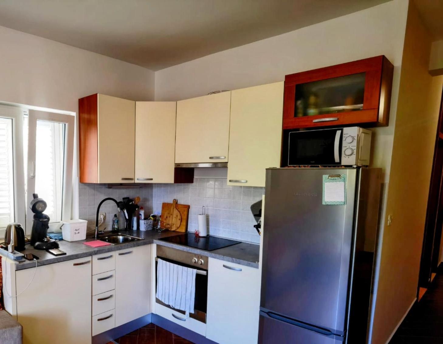 Apartment Eny Baška Voda Eksteriør billede