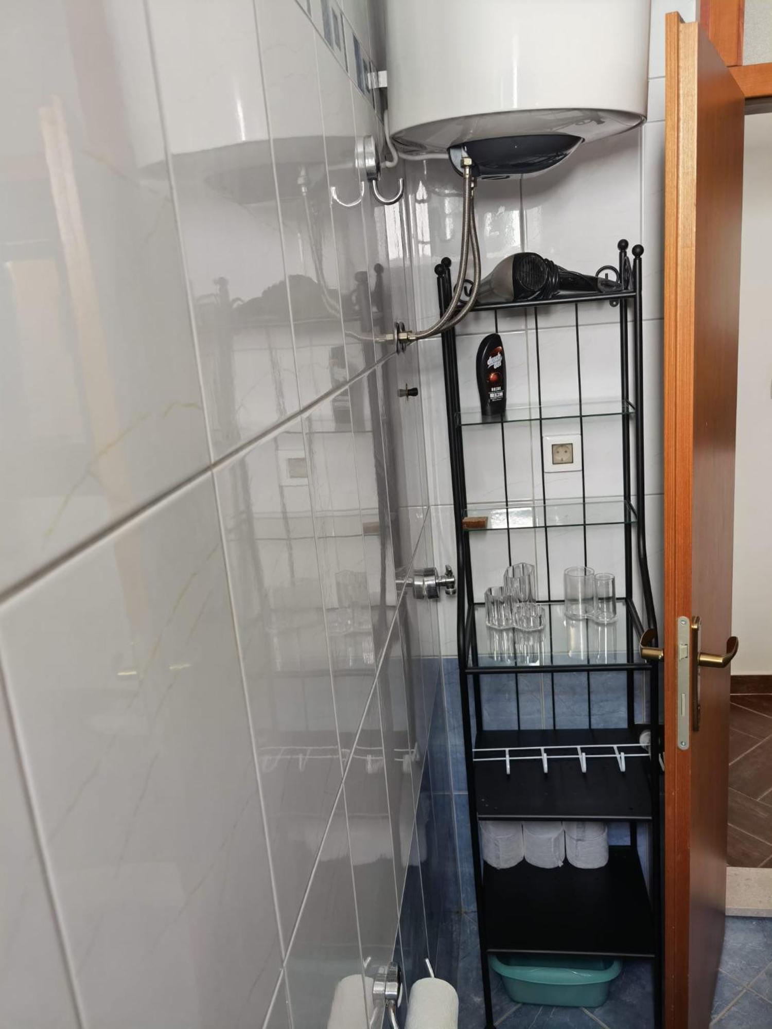 Apartment Eny Baška Voda Eksteriør billede