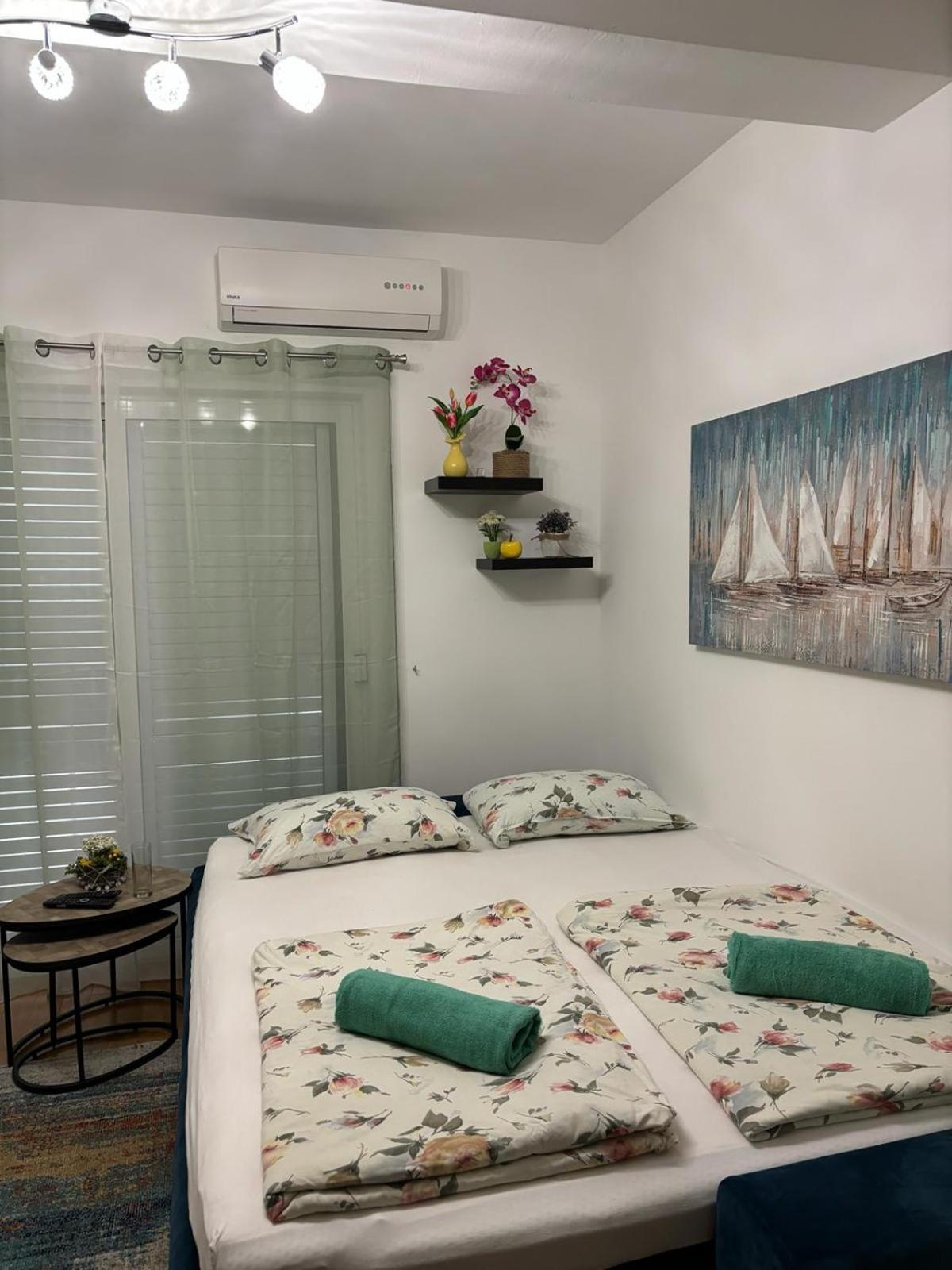 Apartment Eny Baška Voda Værelse billede